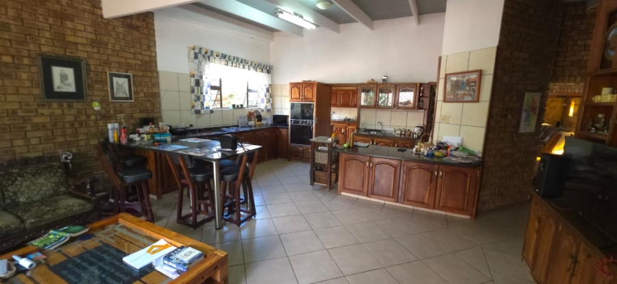 7 Bedroom Property for Sale in Wilkoppies North West